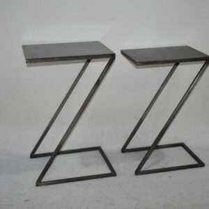 METAL TABLE