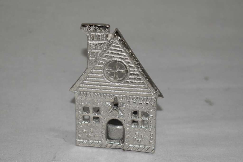 LH-72910 House with Tealight Holder